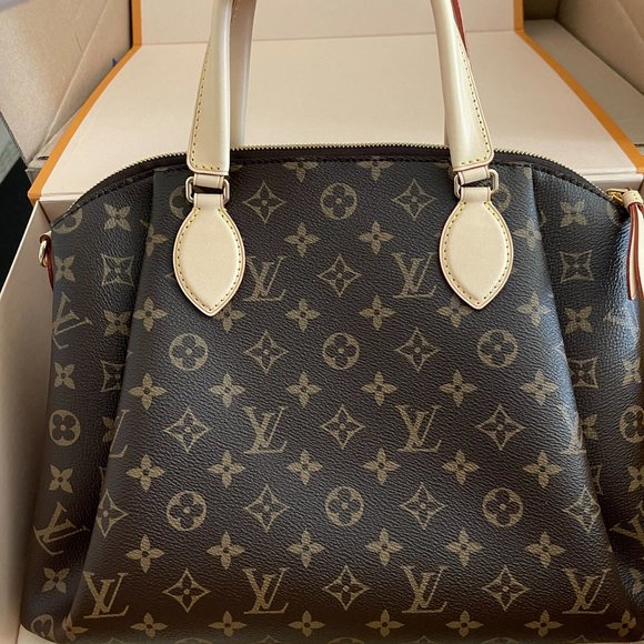 Louis Vuitton Rivoli MM Monogram New Sold Out - Picture 3 of 11